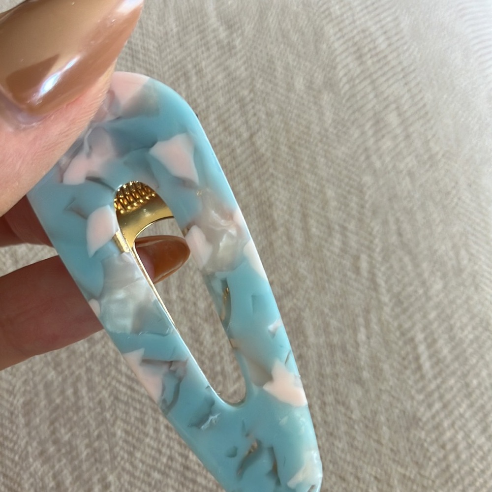 Bundle of 2 hair clips Barette